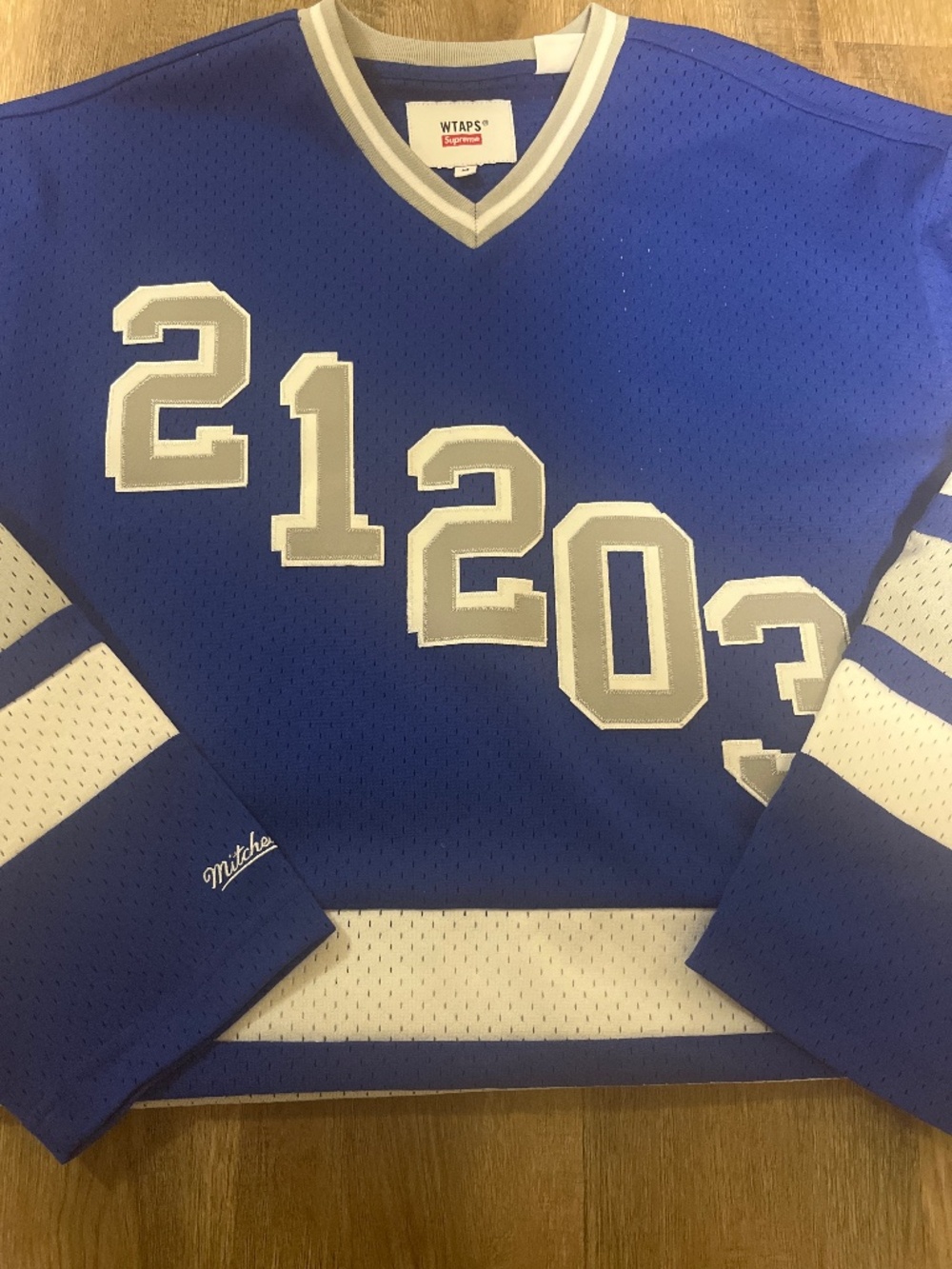 Supreme jersey